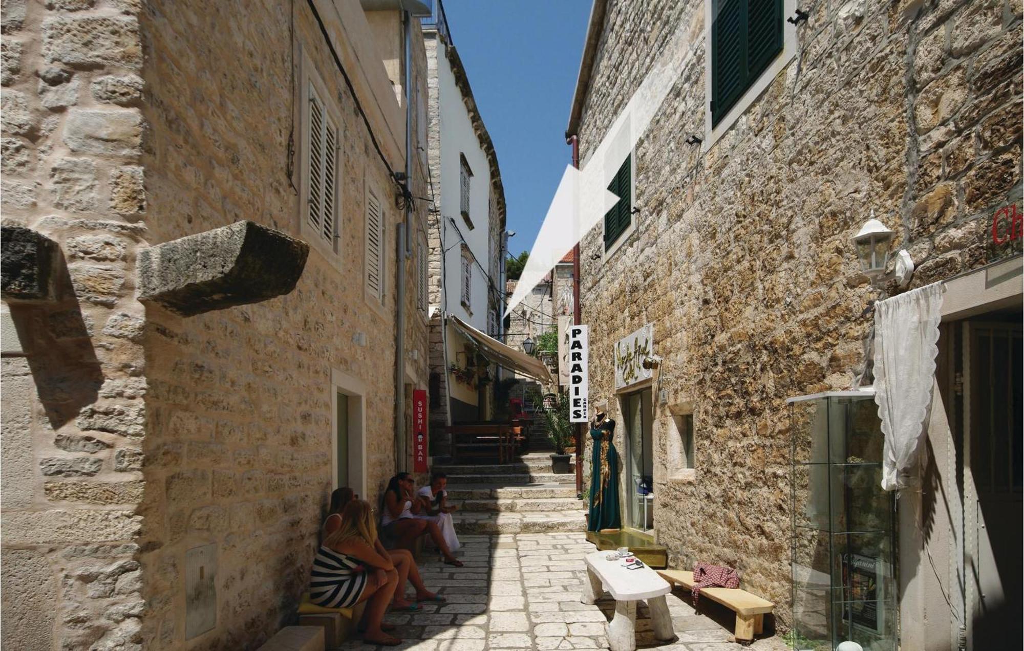 Amazing In Hvar With Kitchen Holiday home *
